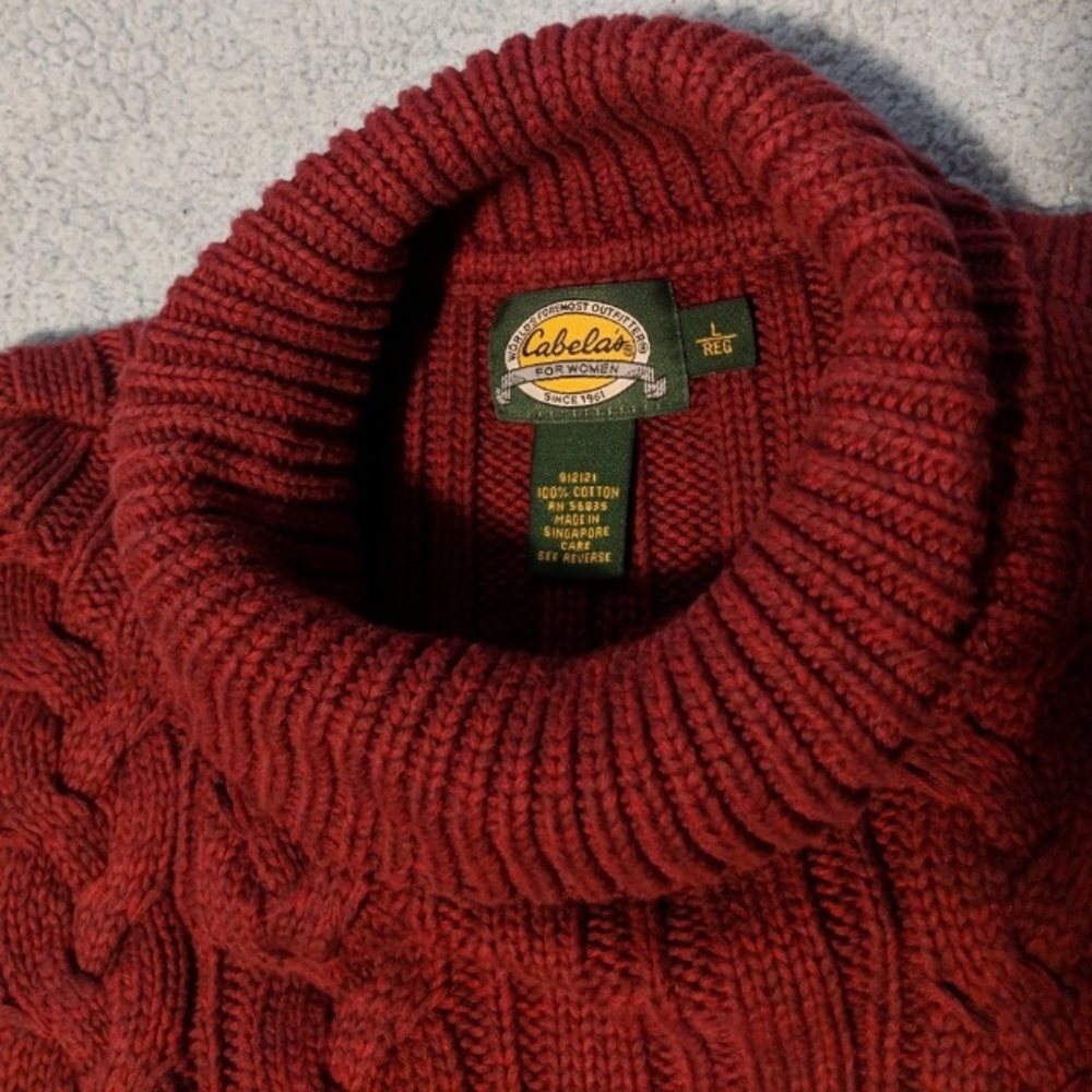 Rich burgundy cotton cable knit sweater